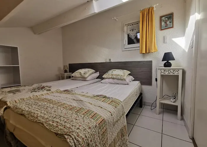 Les Lavandines -coquette Maison De - 400 M De La - Grande Terrasse - 2 - 2 Salles De Bain - Confort Дом отдыха *