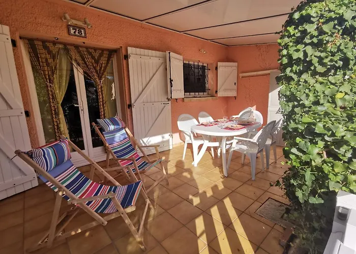 Дом отдыха Les Lavandines -coquette Maison De - 400 M De La - Grande Terrasse - 2 - 2 Salles De Bain - Confort *
